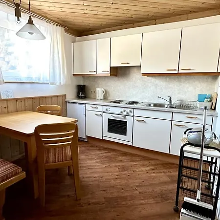 דירה Living