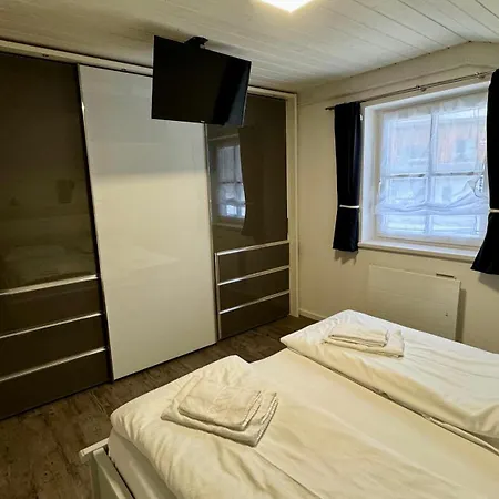 Apartment Living *
