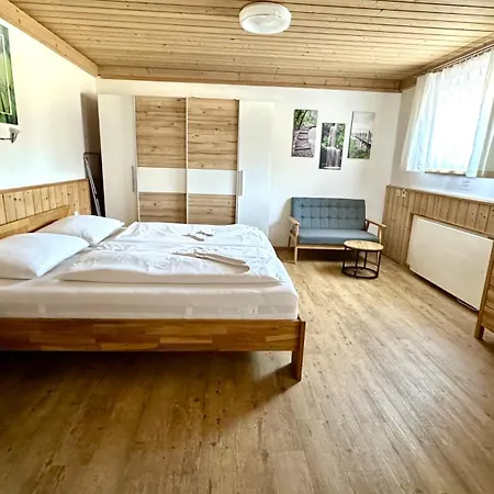 Living Apartment *